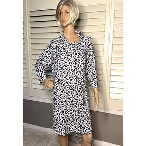 LULU B Large Dress LG 3/4 Sleeve Pearl Snap Neck Animal Print UPF 50+ STRETCHY